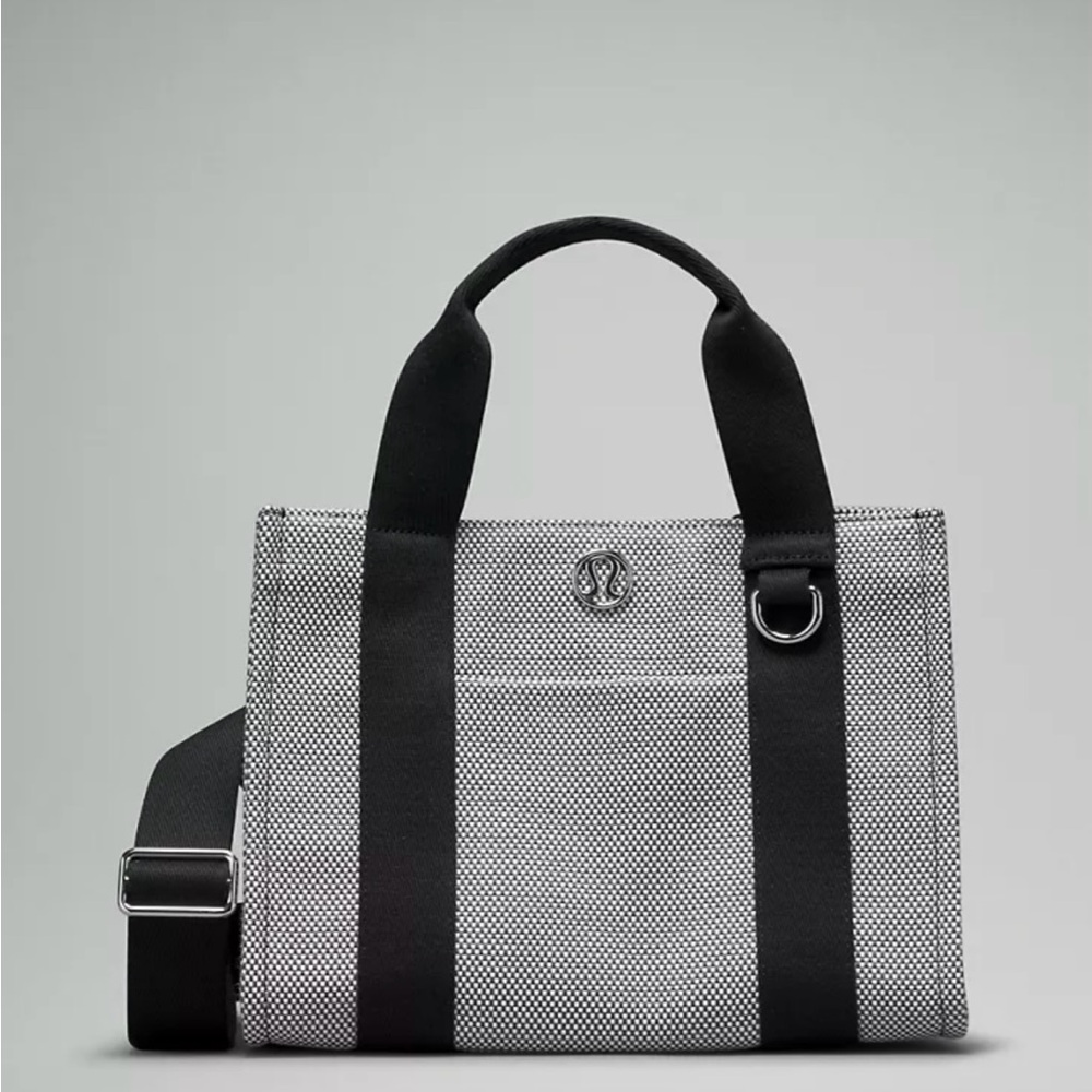 Lululemon Athletica Two-Tone Canvas Tote Bag “Mini” 4.5 L